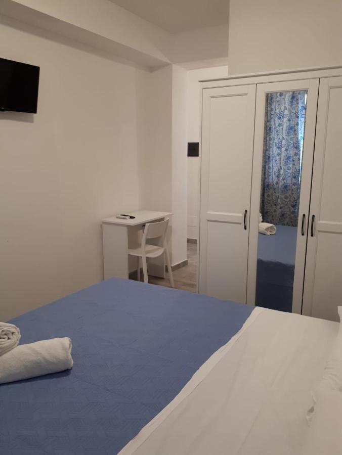 פאביננה Cuor Di Leone Guest House מראה חיצוני תמונה
